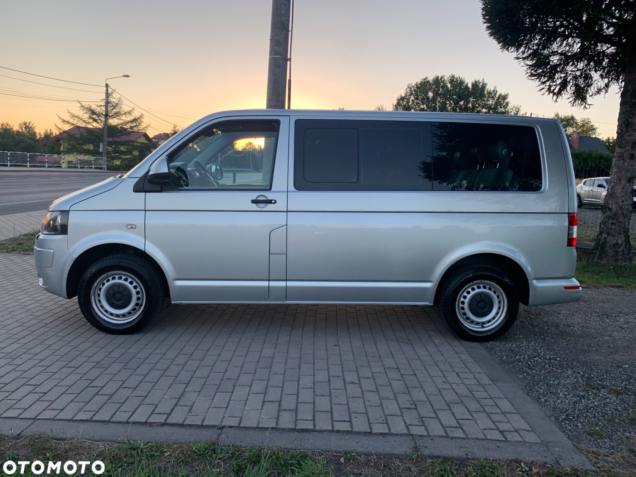 Volkswagen Transporter T5 TDI L1H1 Mixt - 3