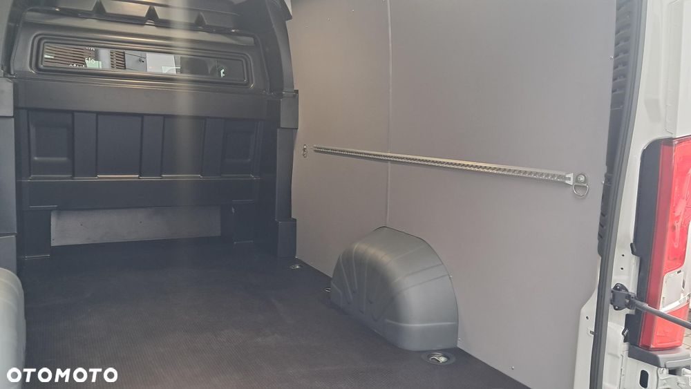 Toyota Proace MAX - 12