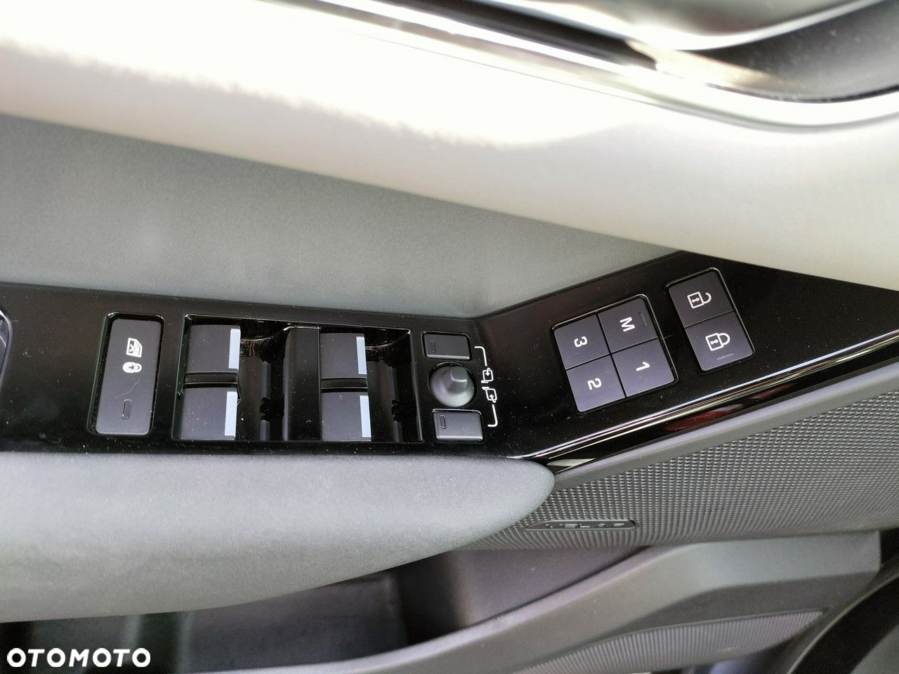 Land Rover Range Rover Velar - 10