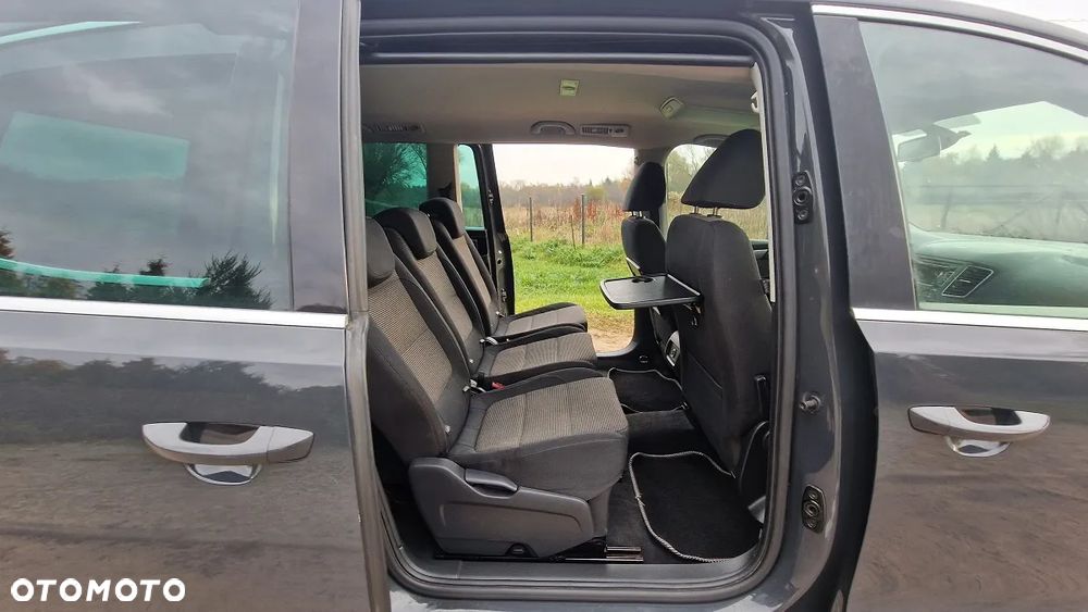 Volkswagen Sharan 2.0 TDI Trendline DSG - 8