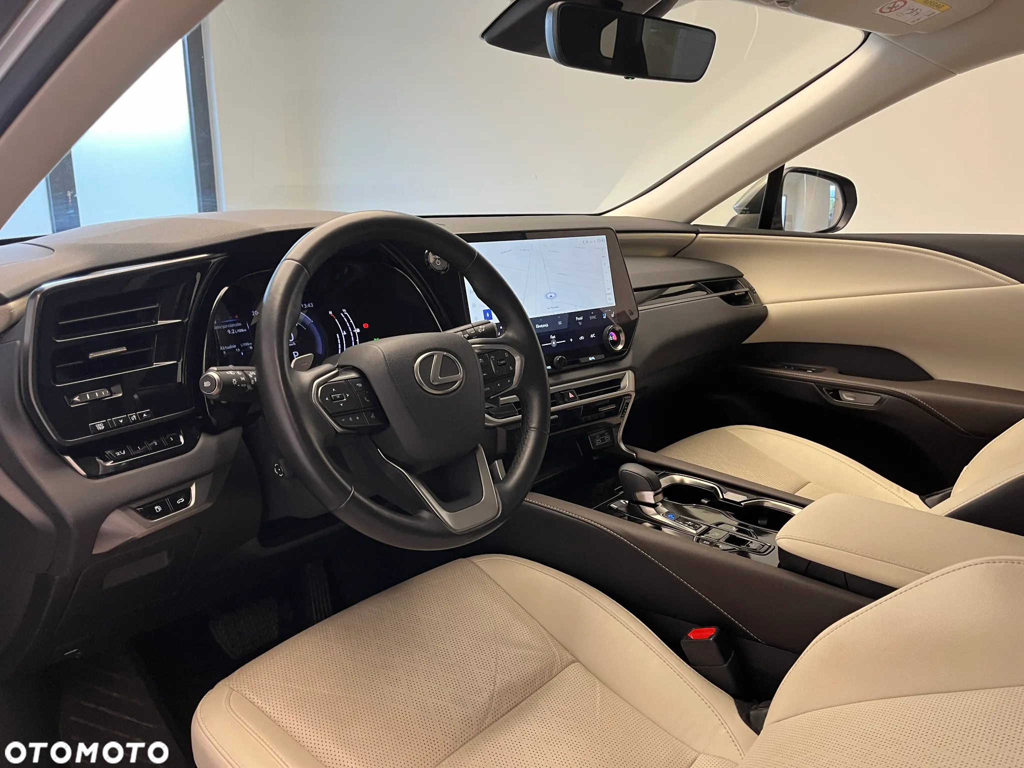 Lexus RX 350h Prestige - 3