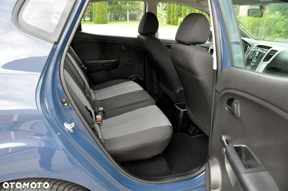 Kia Venga - 19
