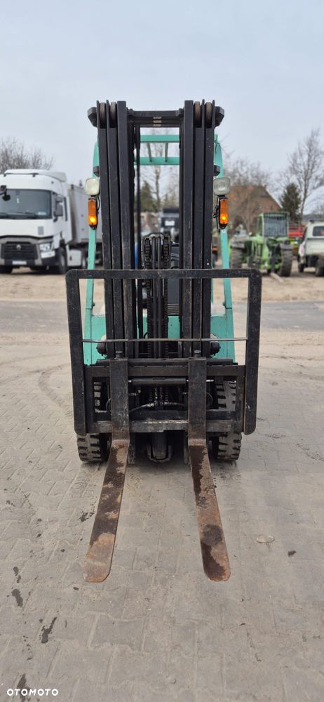 Mitsubishi EF25A - 31