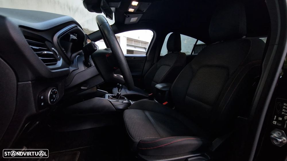 Ford Focus 1.0 EcoBoost ST-Line - 5