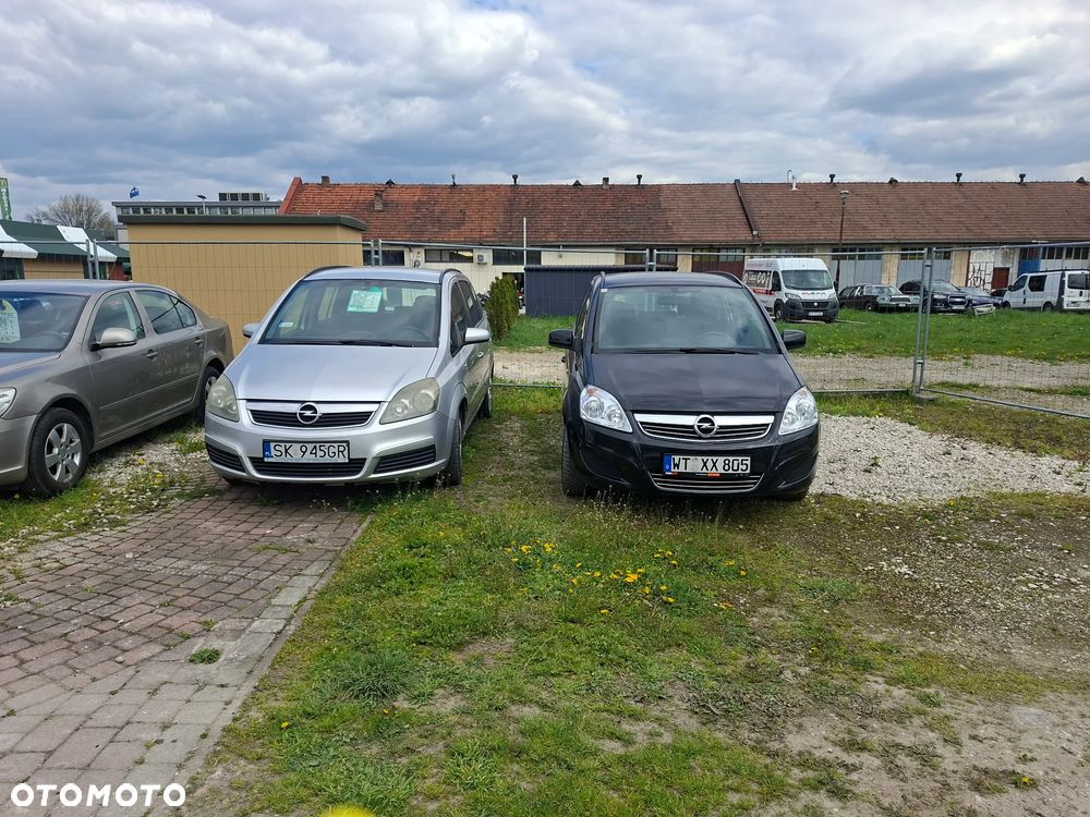Opel Zafira - 20