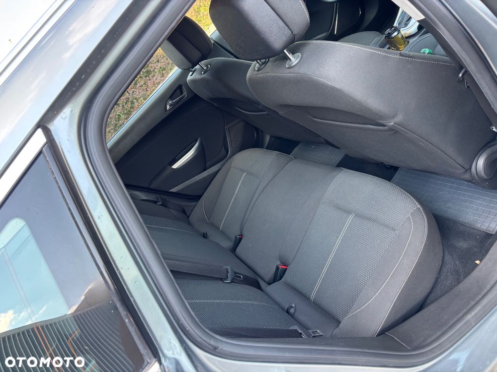 Opel Astra 1.6 T Sport - 16