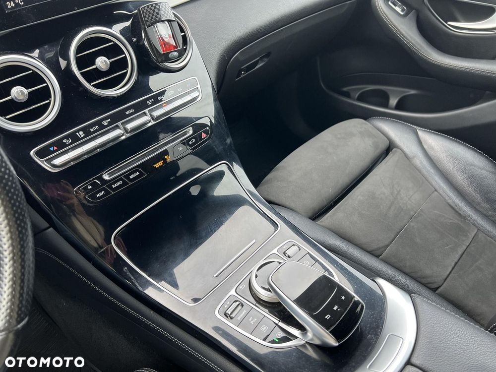 Mercedes-Benz GLC 220 d 4-Matic - 23