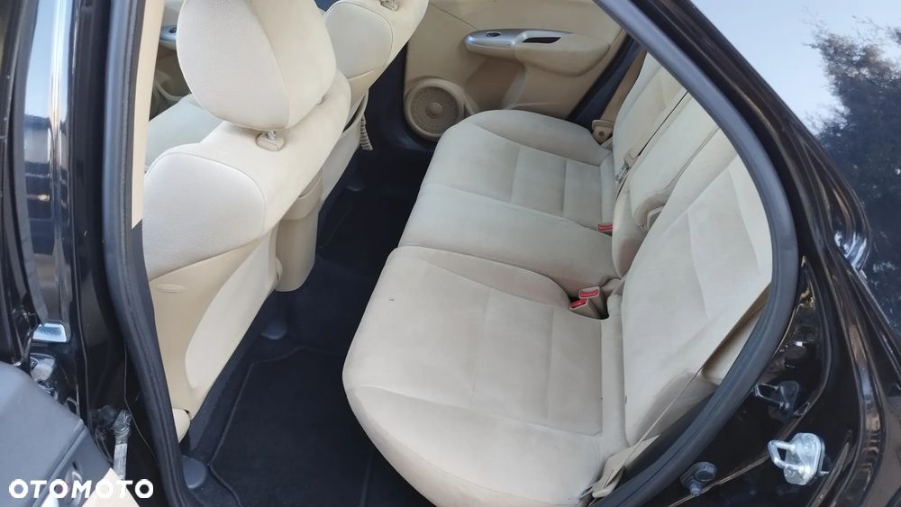 Honda Civic 1.8 Executive NAVI - 18