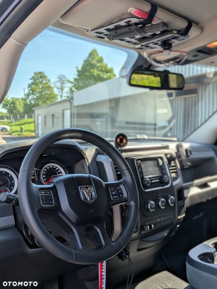 RAM 1500 - 17