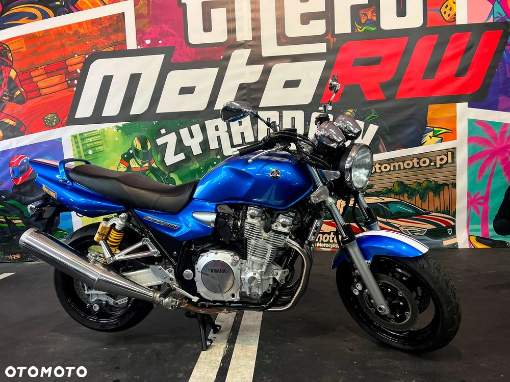 Yamaha XJR