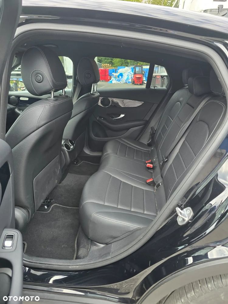 Mercedes-Benz GLC 220 d 4-Matic - 12