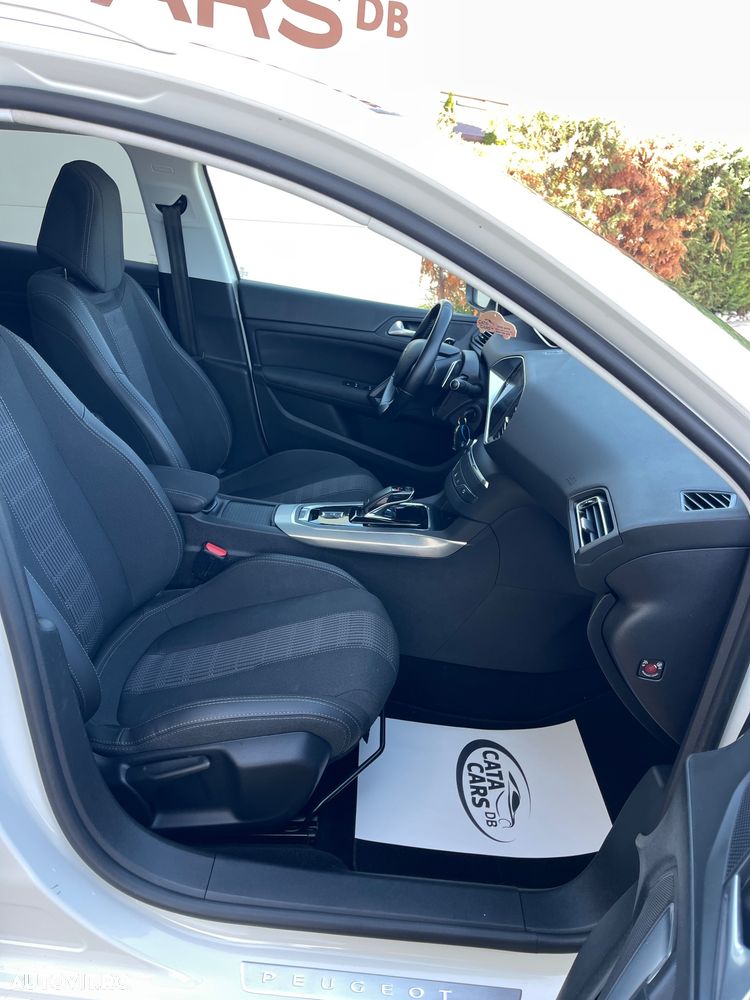 Peugeot 308 BlueHDi FAP 130 EAT6 Stop & Start Allure - 21