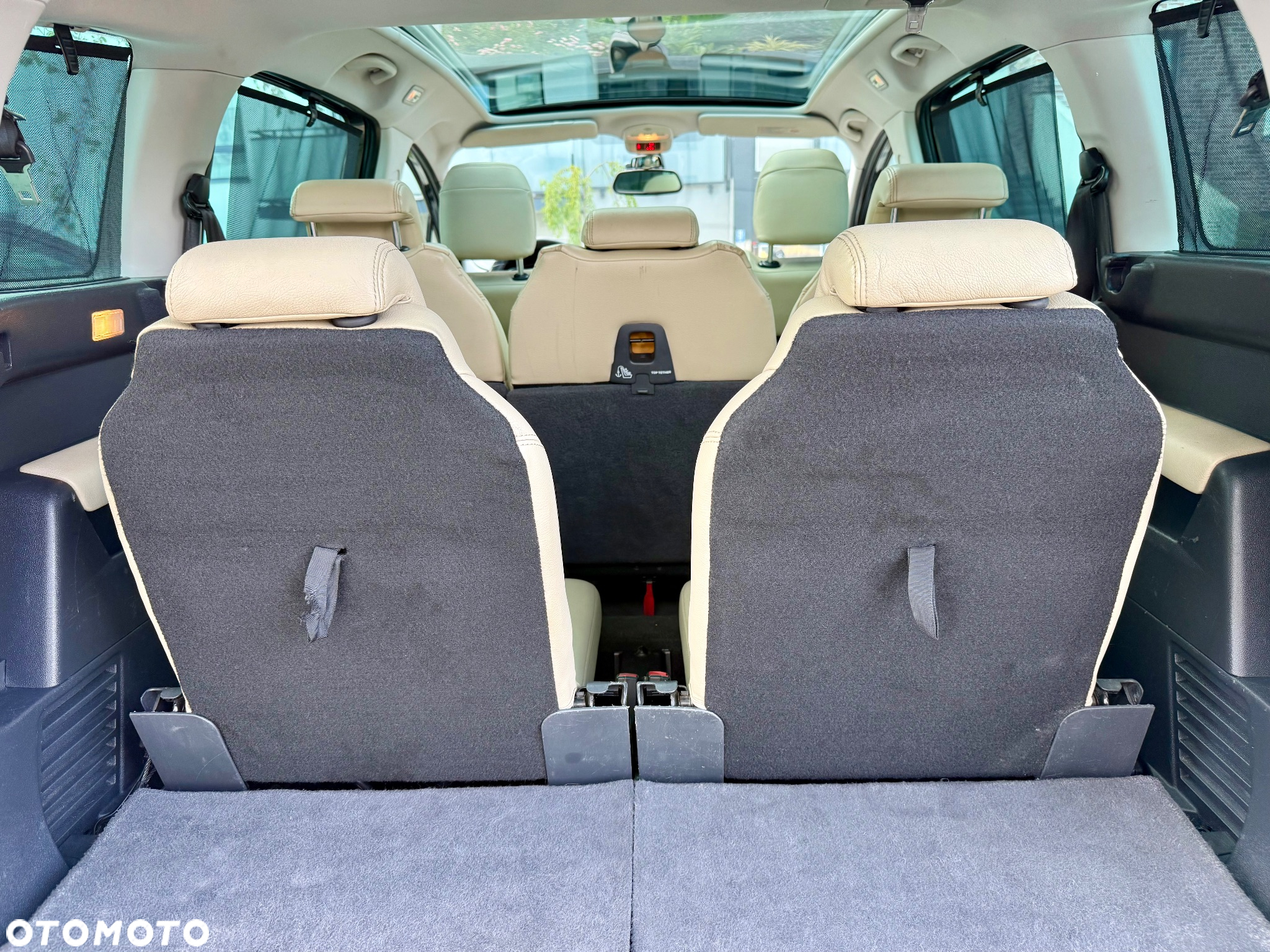 Peugeot 5008 1.6 THP Allure 7os - 10