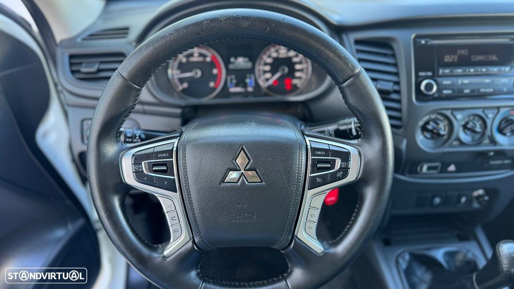 Mitsubishi L-200 Cabine dupla 4X2 - 6