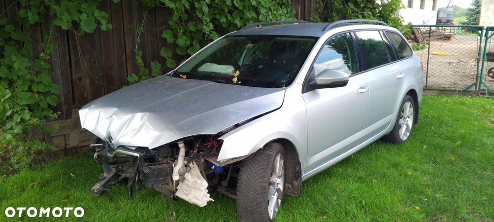 Skoda Octavia ver-2-0-tdi-style - 5