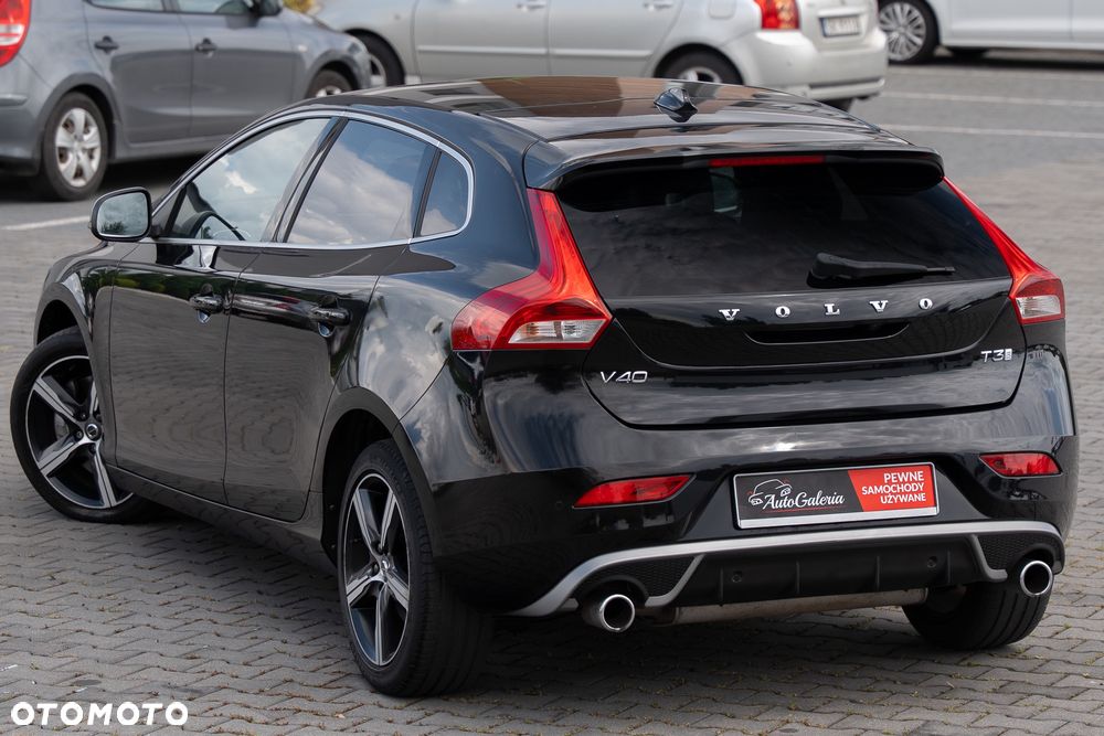 Volvo V40 T3 Geartronic RDesign - 13