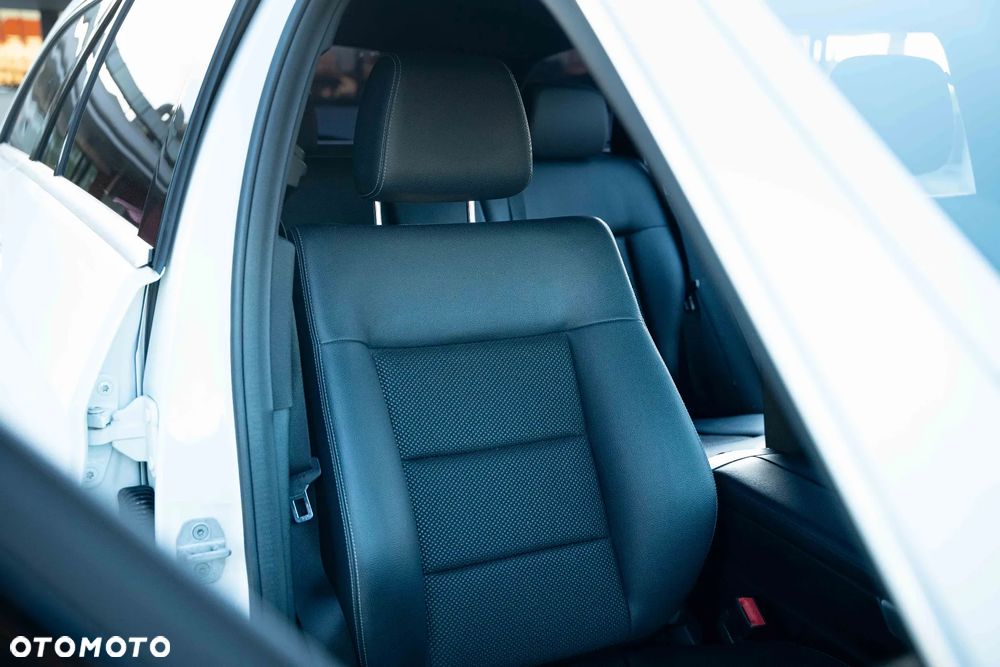 Mercedes-Benz Klasa E 220 BlueTEC BlueEFFICIENCY Edition 9G-TRONIC Avantgarde - 31