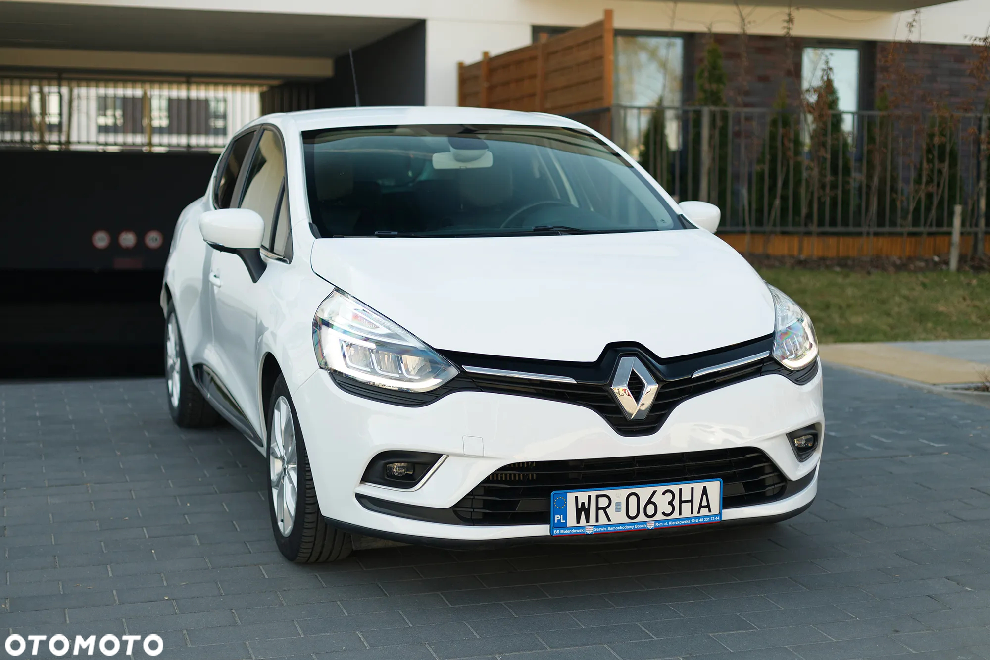 Renault Clio 1.2 Enegry TCe Limited Plus - 11