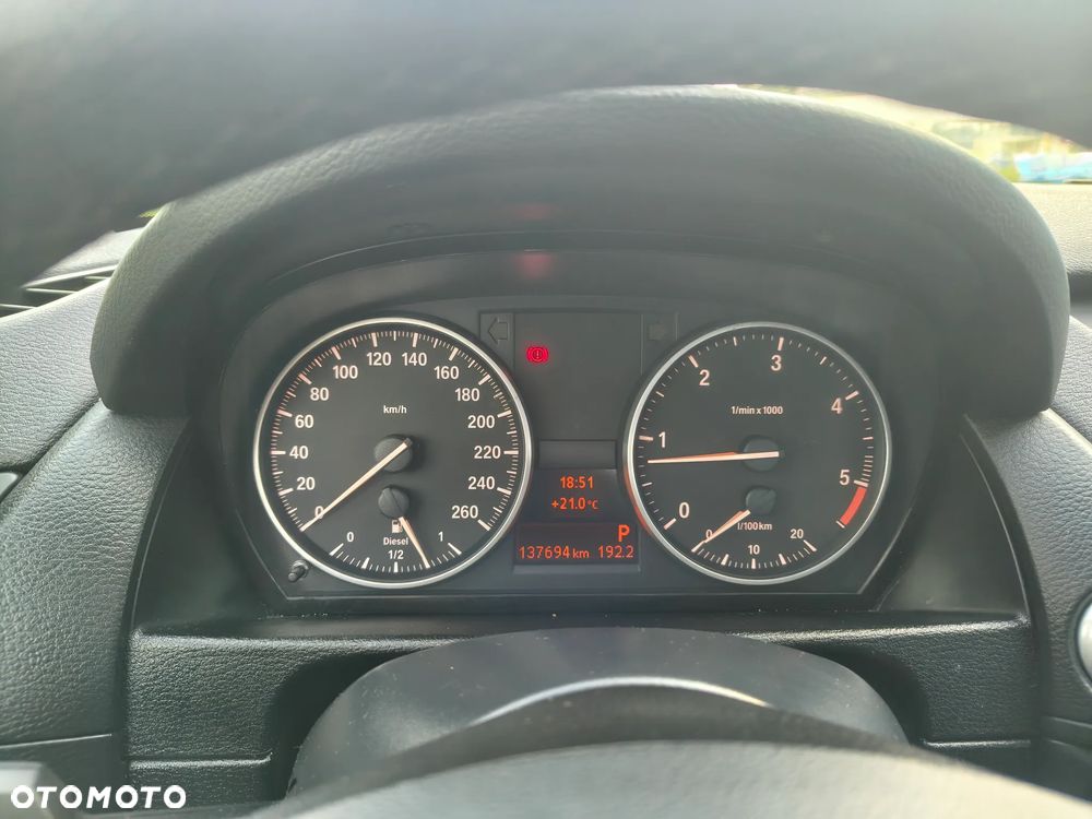 BMW X1 xDrive18d xLine - 6