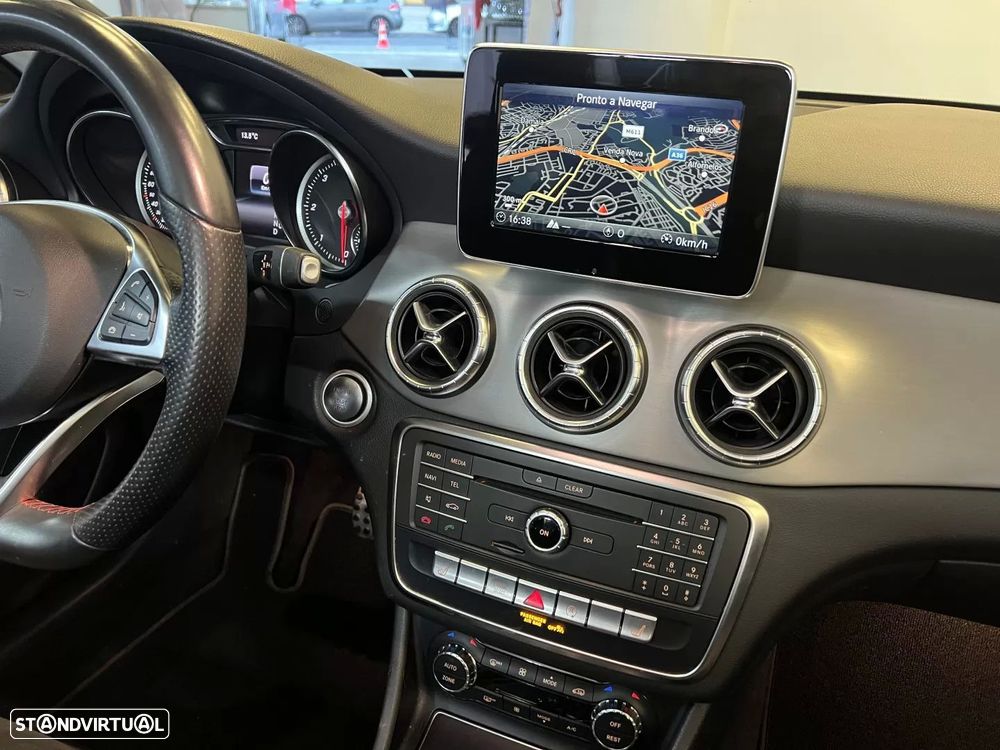 Mercedes-Benz CLA 180 d Shooting Brake AMG Line Aut. - 19