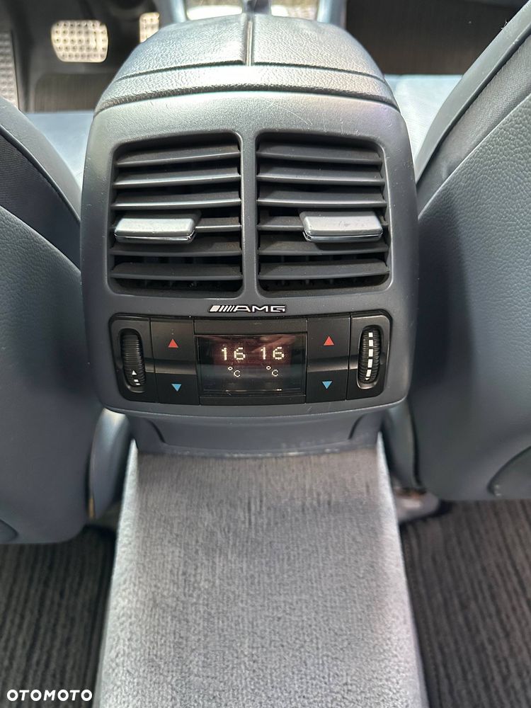 Mercedes-Benz Klasa E 320 CDI Avantgarde - 23