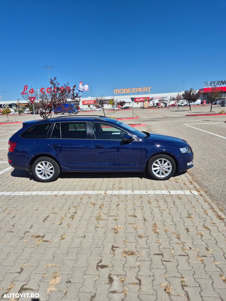 Skoda Octavia Combi 1.6 TDI GreenLine - 4