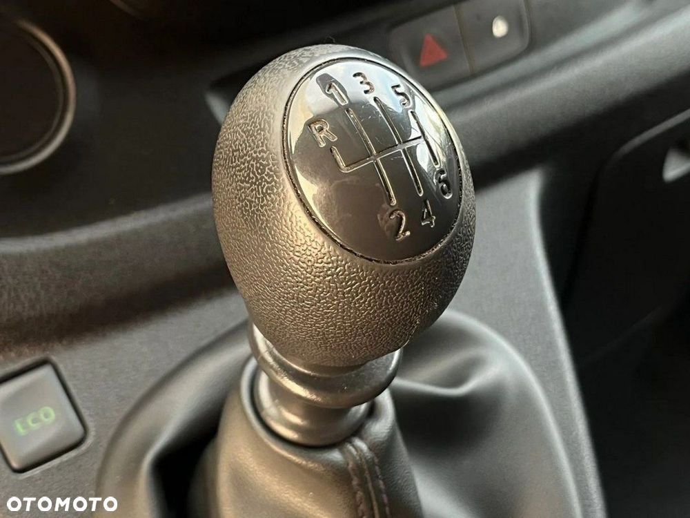 Renault Trafic - 28