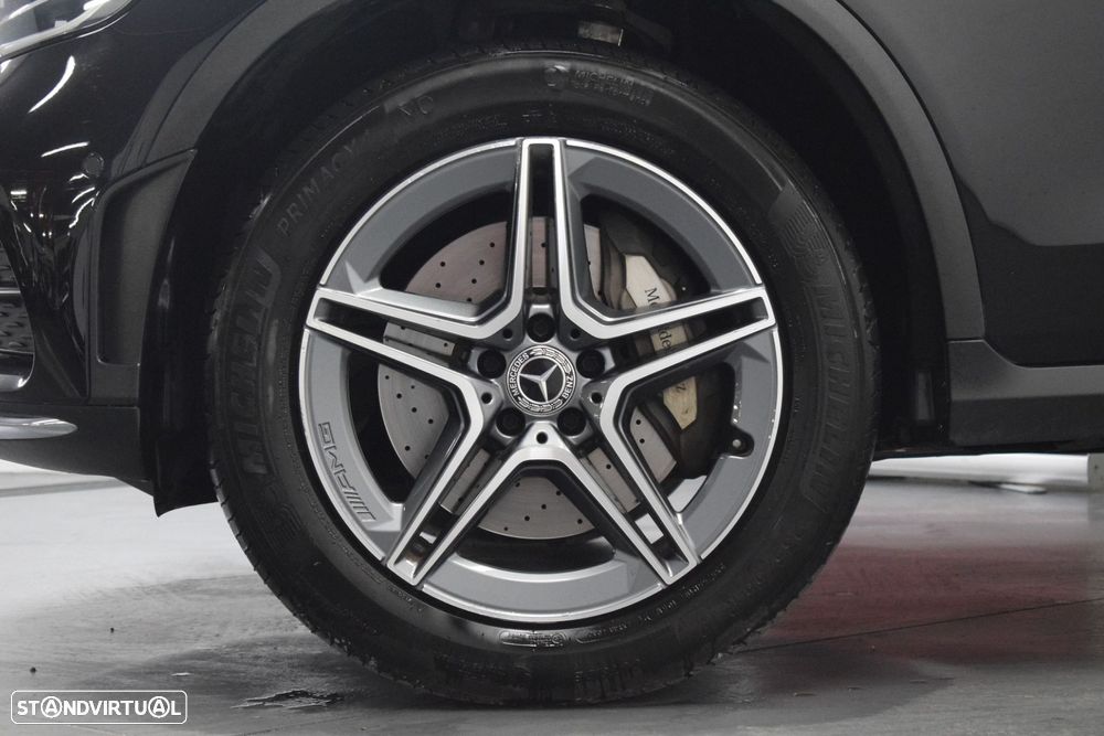 Mercedes-Benz GLC 300 e 4Matic - 25