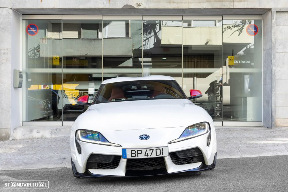 Toyota Supra — photo 2