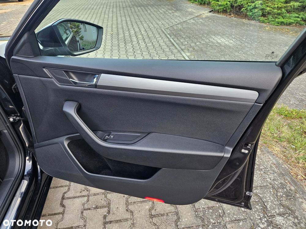 Skoda Superb 2.0 TDI 4x4 DSG Style - 20