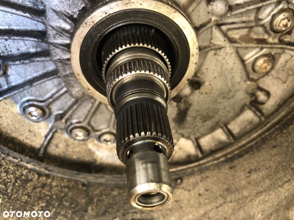 SKRZYNIA BIEGÓW  IVECO DAILY VI Autobus 2014 - 2022 50C16 115 kW [156 KM] olej napędowy 2019 - - 9