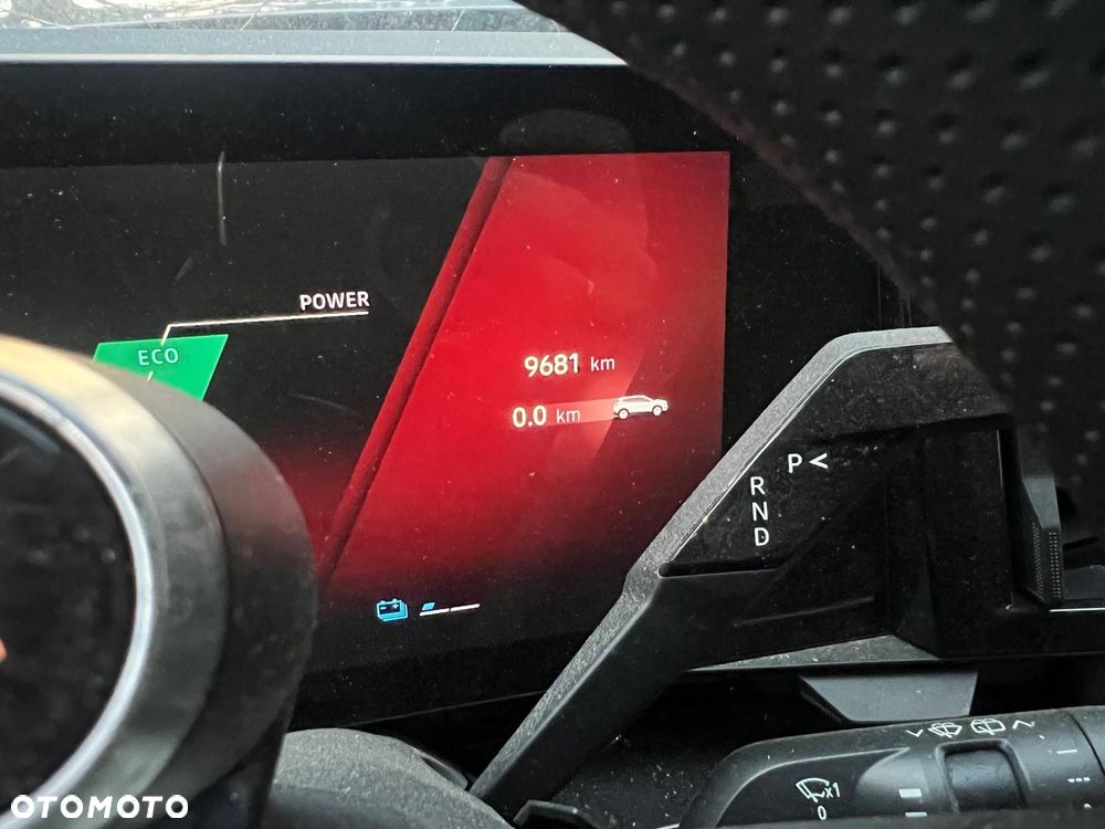 Renault Austral 1.2 E-Tech Full Hybrid 200 Iconic MMT - 12