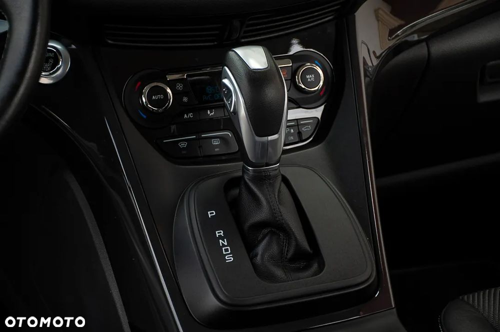 Ford Kuga - 19