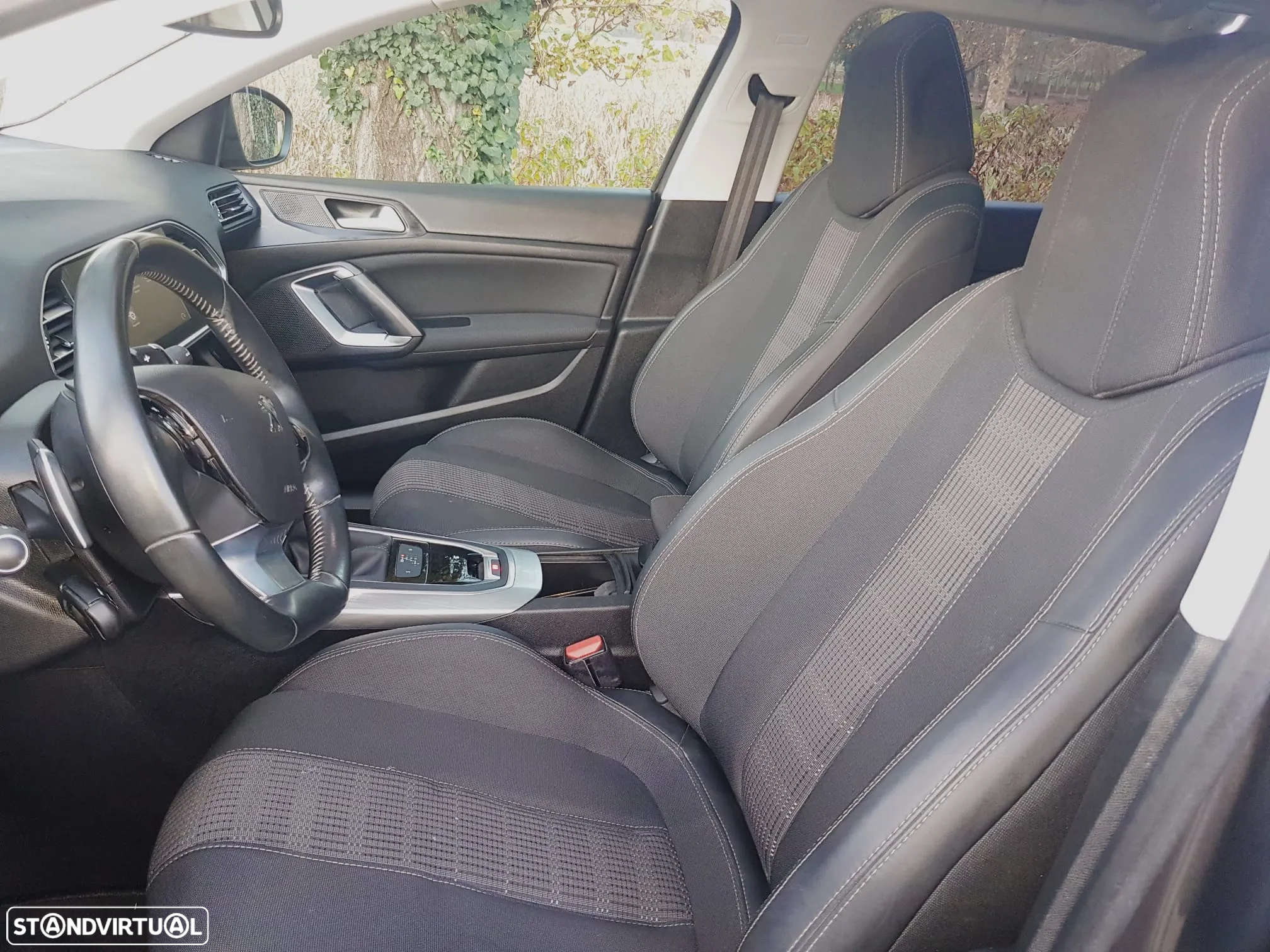 Peugeot 308 SW - 10