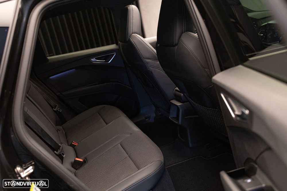 Audi Q4 e-tron 40 - 35