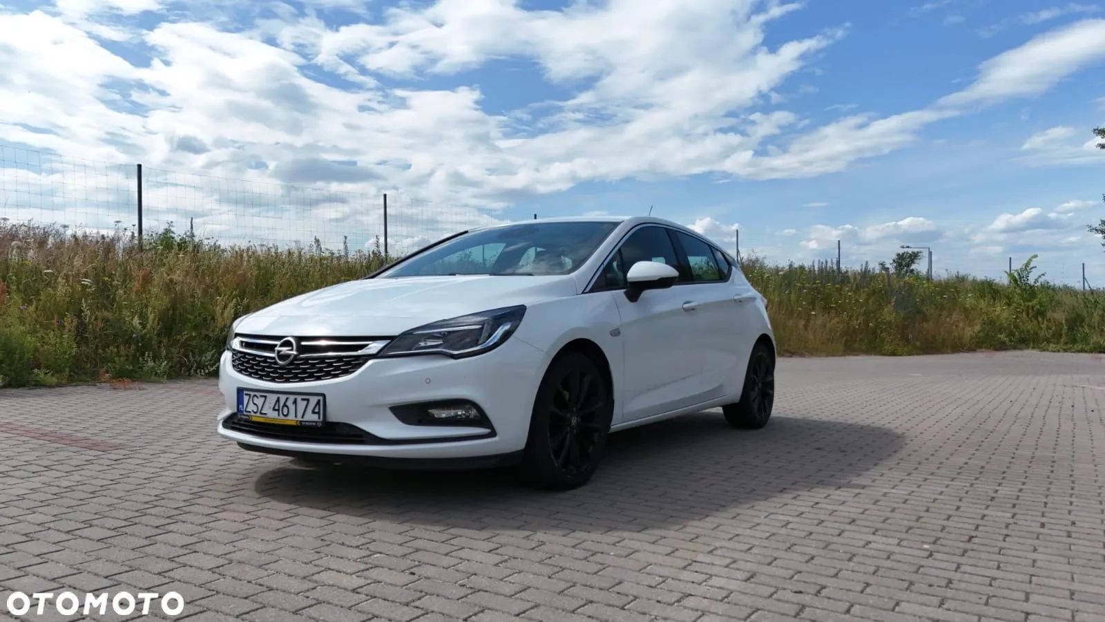 Opel Astra V 1.4 T Elite S&S - 1