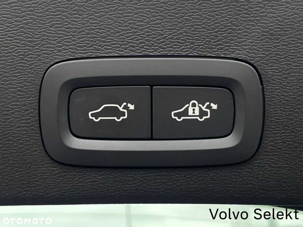 Volvo XC 40 - 28