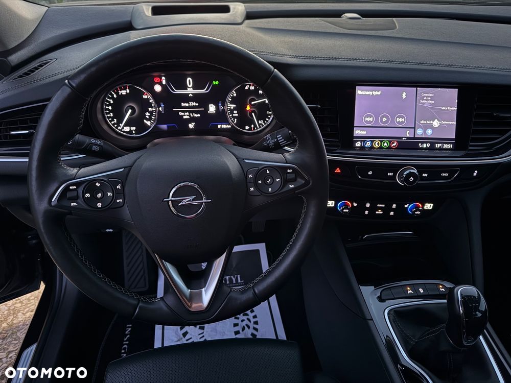 Opel Insignia 1.5 T Exclusive S&S - 19