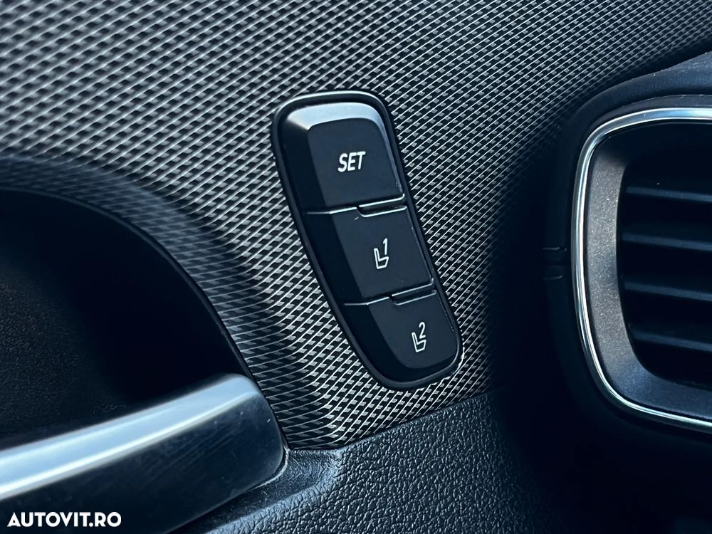 Hyundai Santa Fe - 24