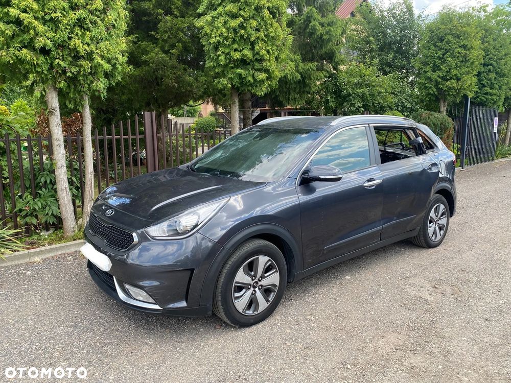 Kia Niro 1.6 GDI Hybrid L Business Line - 4