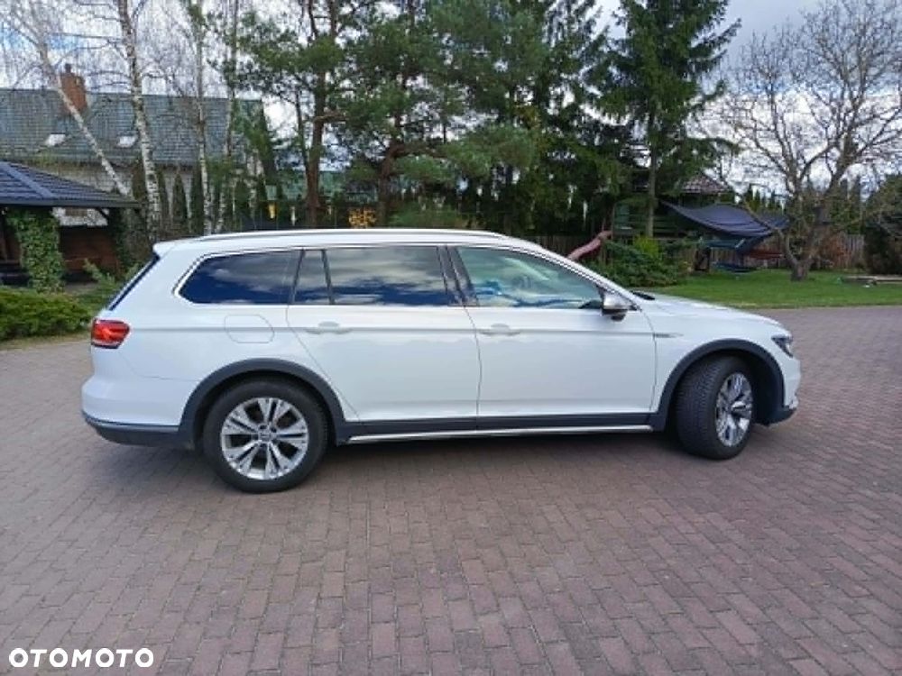 Volkswagen Passat Alltrack 2.0 TDI SCR 4Mot DSG - 7
