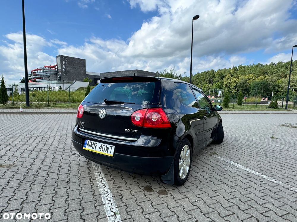 Volkswagen Golf 2.0 TDI Sportline - 8