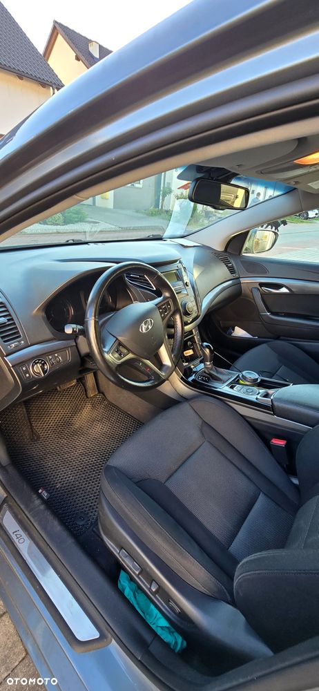 Hyundai i40 1.7 CRDi Premium DCT - 3