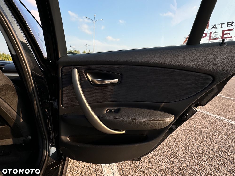 BMW Seria 1 - 16