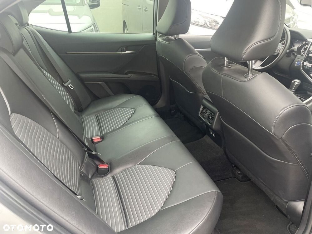 Toyota Camry 2.5 Hybrid Prestige CVT - 13