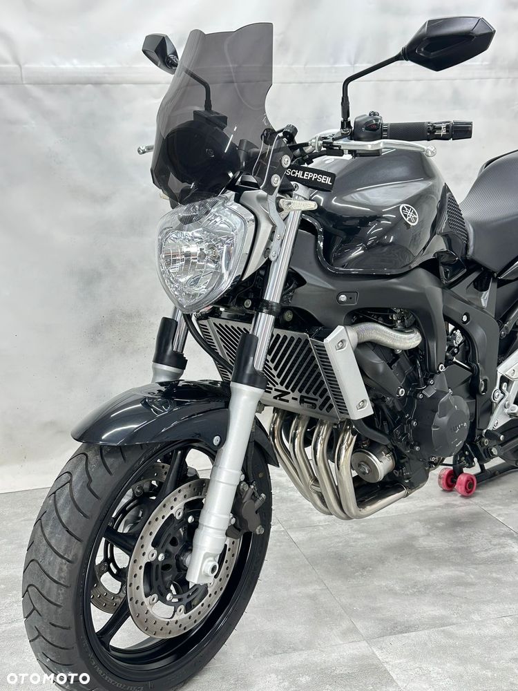 Yamaha FZ6 - 1