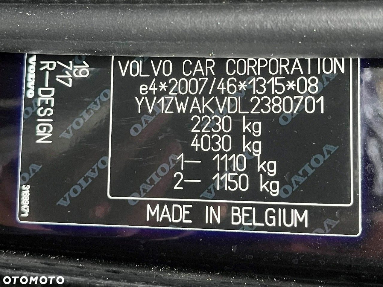 Volvo V60 T4 R-Design - 18