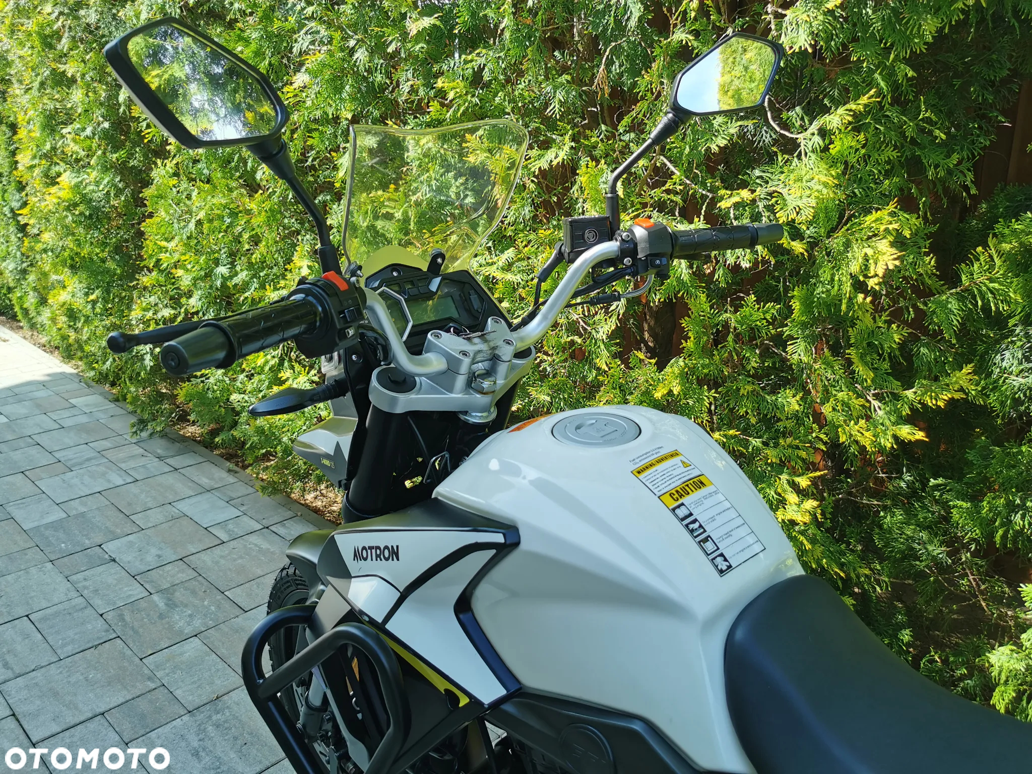 Junak RX One - 10