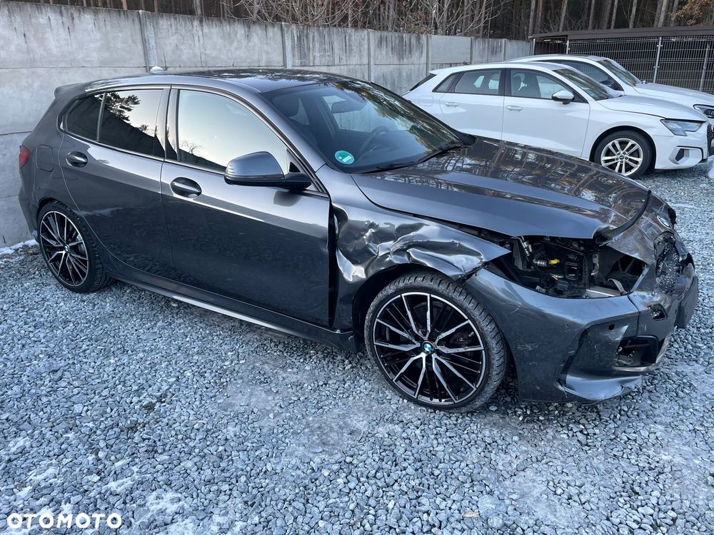 BMW Seria 1 120d xDrive Edition M Sport Shadow - 9
