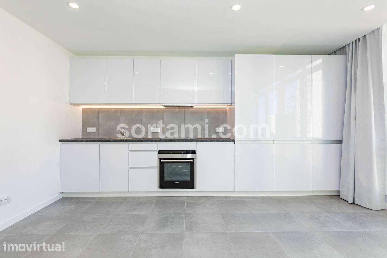 Apartamento T1 Venda em Quarteira,Loulé - Grande imagem: 5/7